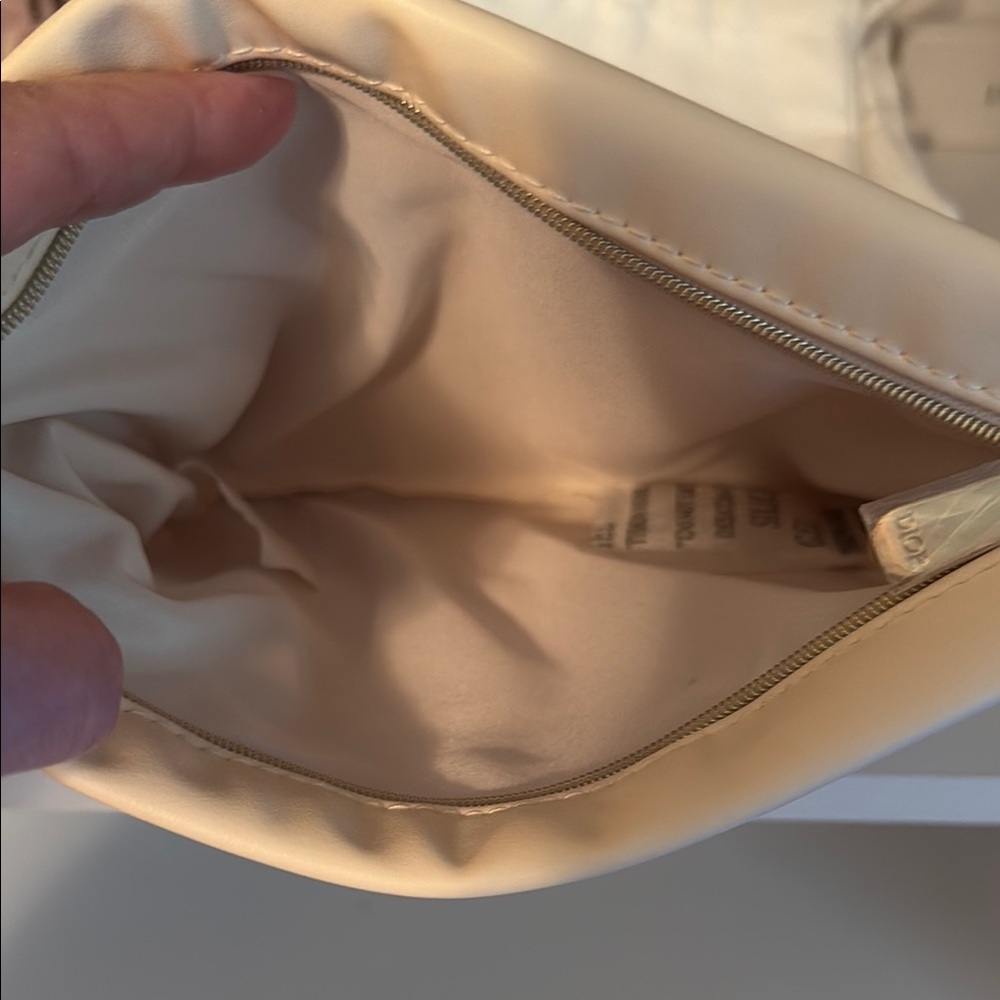 Dior Cream Cosmetic Bag with Iconic CD Logo - Picture 5 of 5